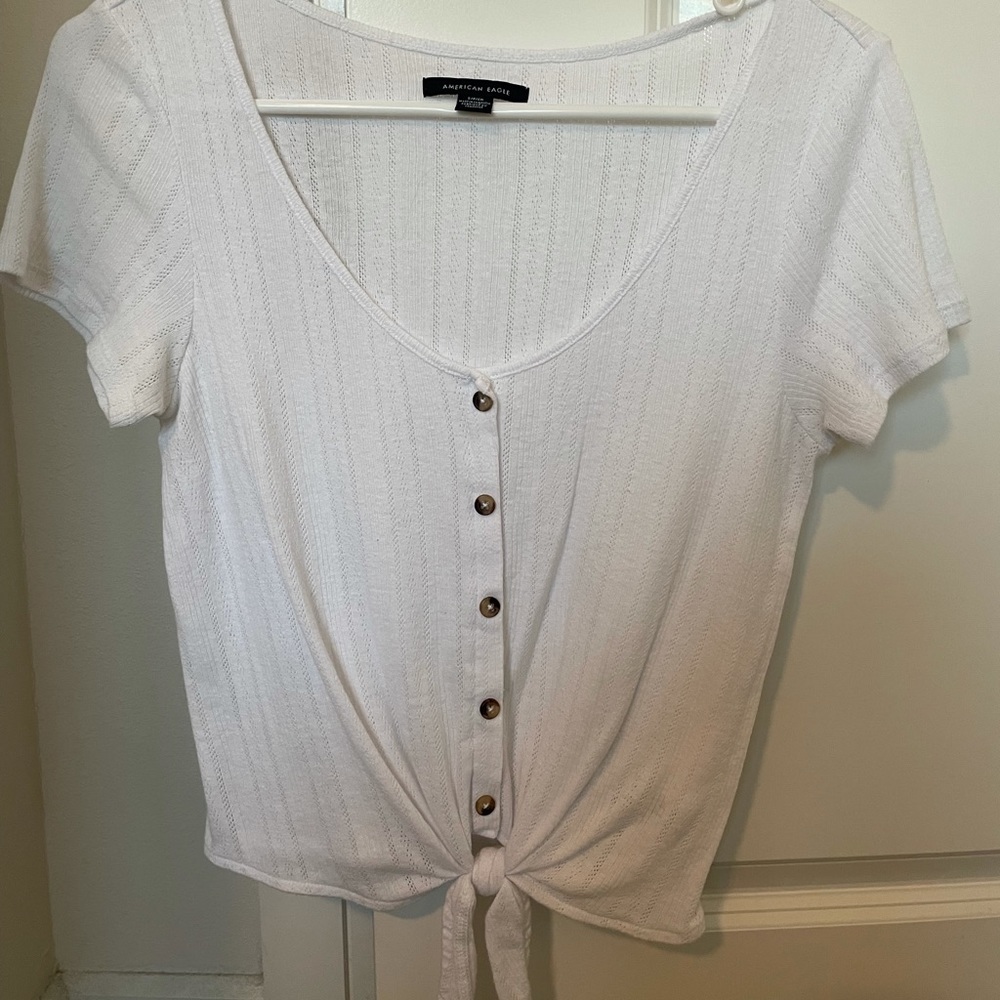 American Eagle Outfitters white top